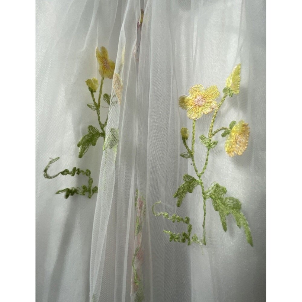 White Multicolor Floral Embroidered Tulle Satin Gown Dress Size 24W Sleeveless - Picture 6 of 13